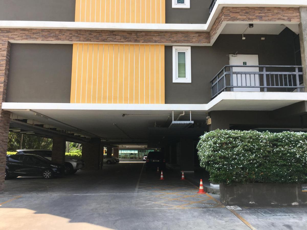 The Living Condo Bangsaen Exterior foto